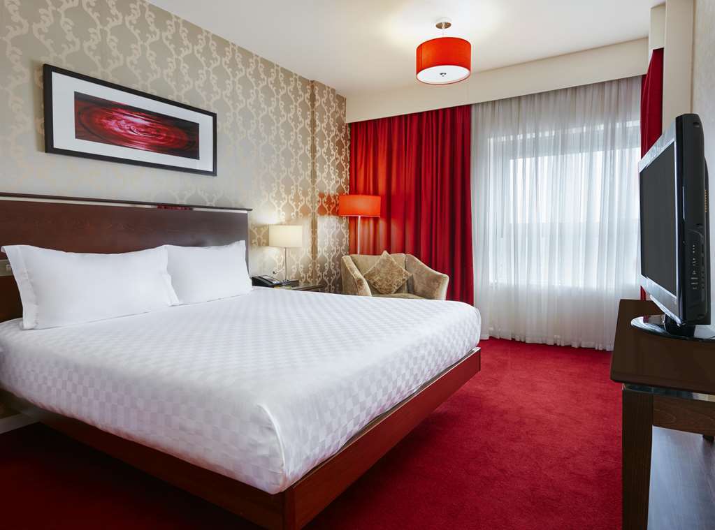 Hilton Garden Inn Aberdeen City Centre Oda fotoğraf